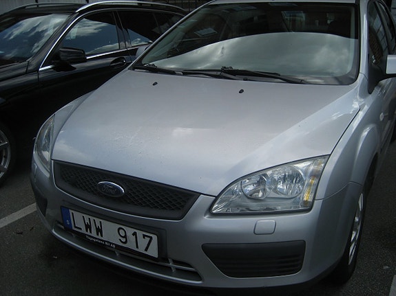 Ford Focus 9 of 14