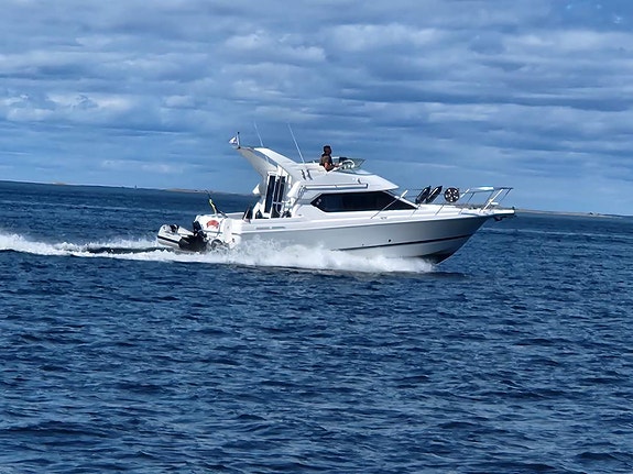 Bayliner 2858 -98 Volvo Penta 8,1L -03 2 of 15