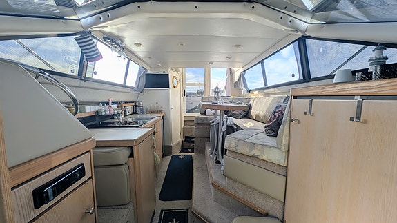 Bayliner 2858 -98 Volvo Penta 8,1L -03 10 of 15
