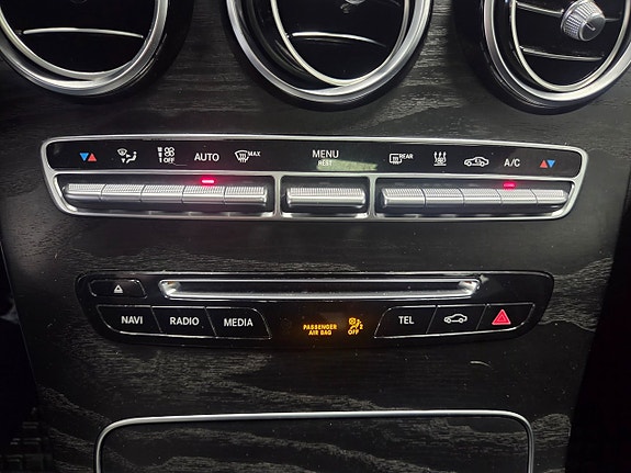 Mercedes-Benz GLC220 d 29 of 30