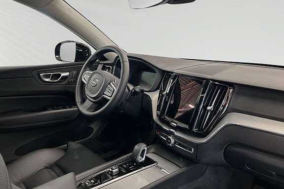 Volvo XC60 6 of 15