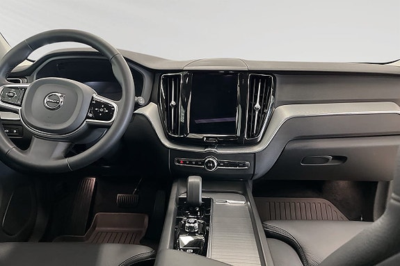 Volvo XC60 5 of 15