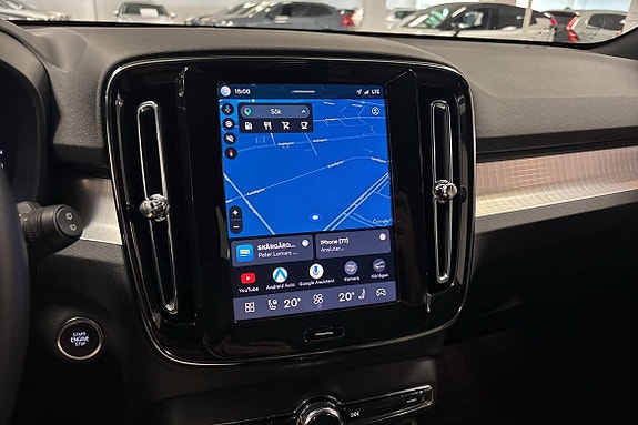 Volvo XC40 8 of 9
