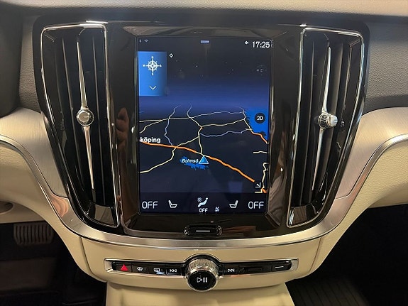 Volvo V60 8 of 14