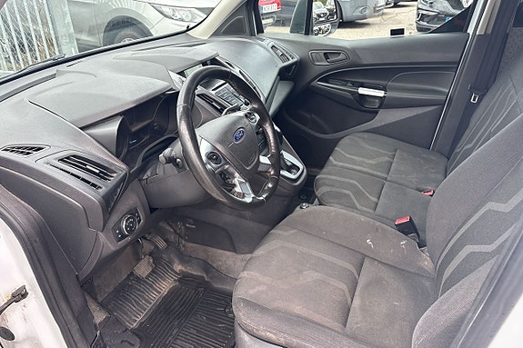 Ford Transit Connect 9 of 14