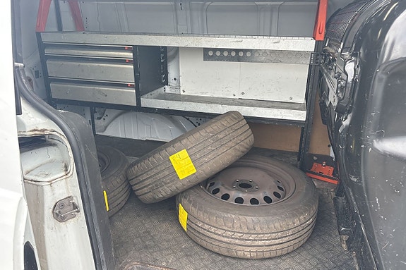 Ford Transit Connect 12 of 14