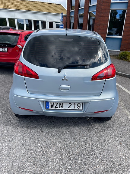 Mitsubishi Colt 6 of 7