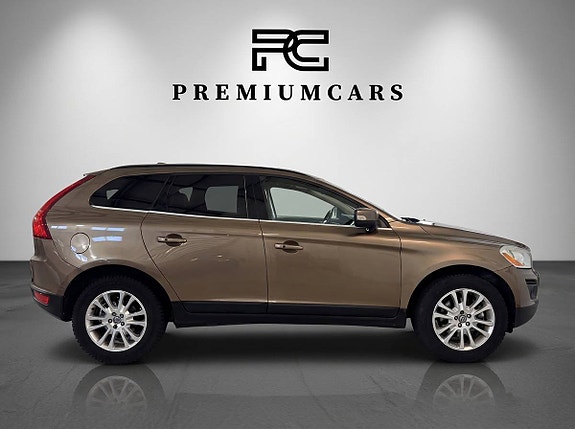 Volvo XC60 6 of 24