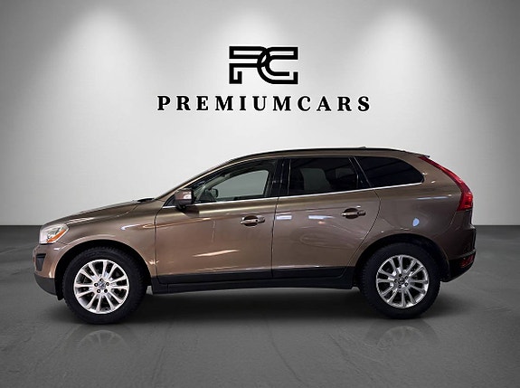 Volvo XC60 3 of 24