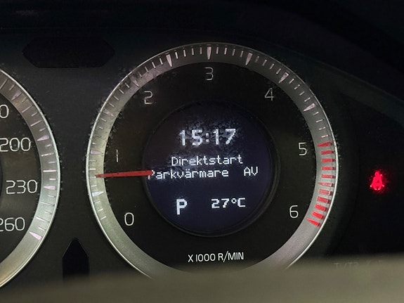 Volvo XC60 16 of 24