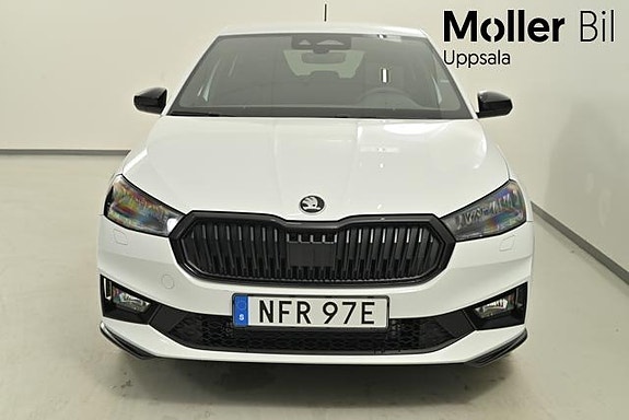 Skoda Fabia 2 of 10