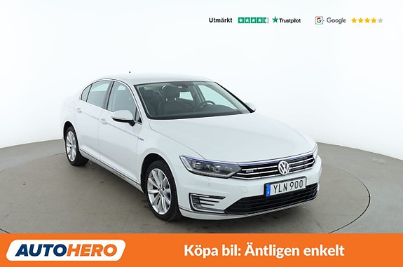 Volkswagen Passat 8 of 30