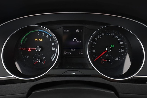 Volkswagen Passat 20 of 30