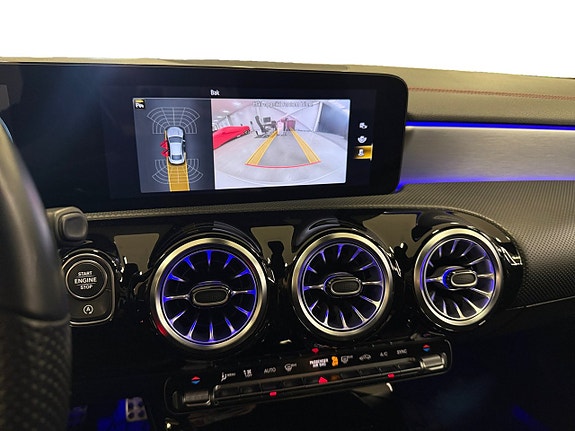 Mercedes-Benz CLA180 15 of 17