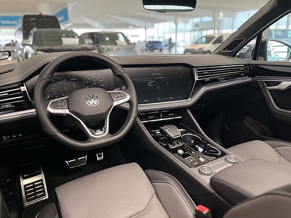 Volkswagen Touareg 10 of 19