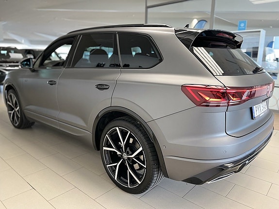 Volkswagen Touareg 6 of 19