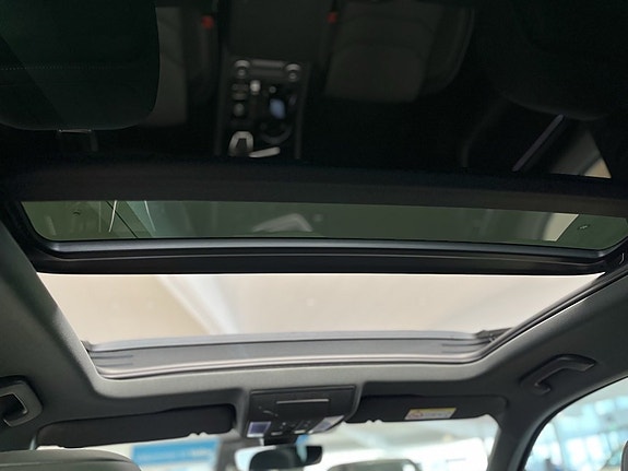 Volkswagen Touareg 12 of 19