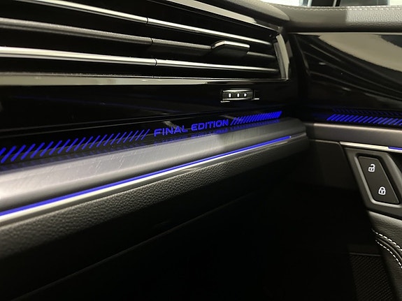 Volkswagen Touareg 17 of 19