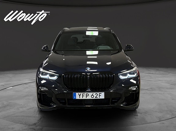 BMW X5 2 of 18
