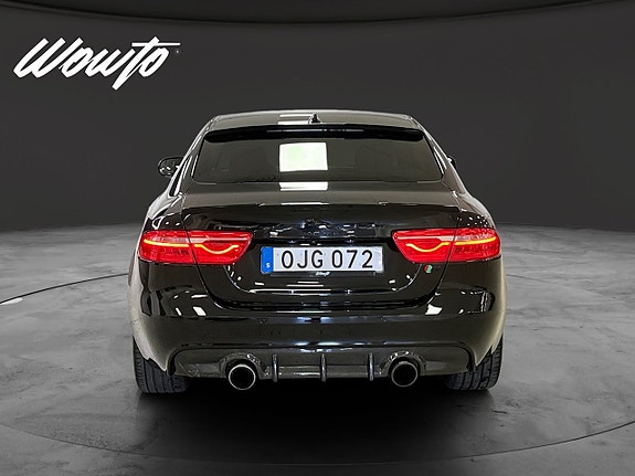 Jaguar XE 5 of 17
