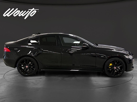 Jaguar XE 3 of 17
