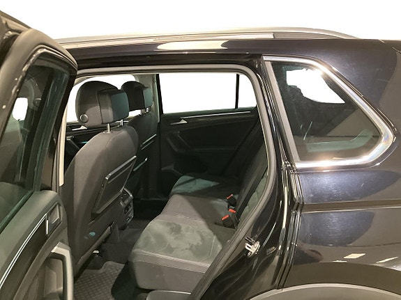 Volkswagen Tiguan 7 of 19