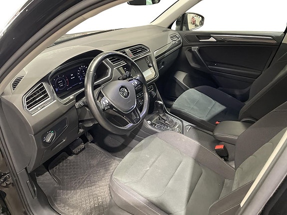 Volkswagen Tiguan 11 of 26