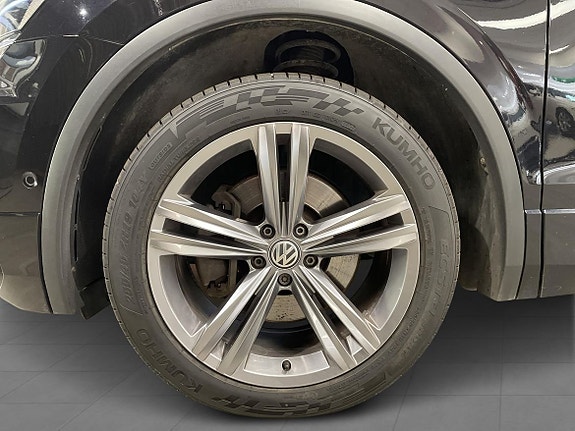 Volkswagen Tiguan 9 of 26