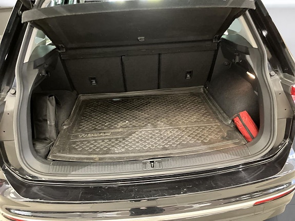 Volkswagen Tiguan 19 of 19