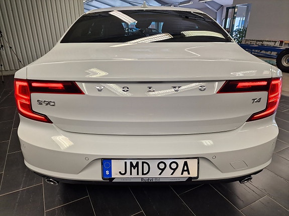 Volvo S90 5 of 12