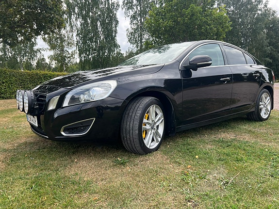 Volvo S60 6 of 8