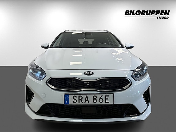 Kia Ceed 2 of 16
