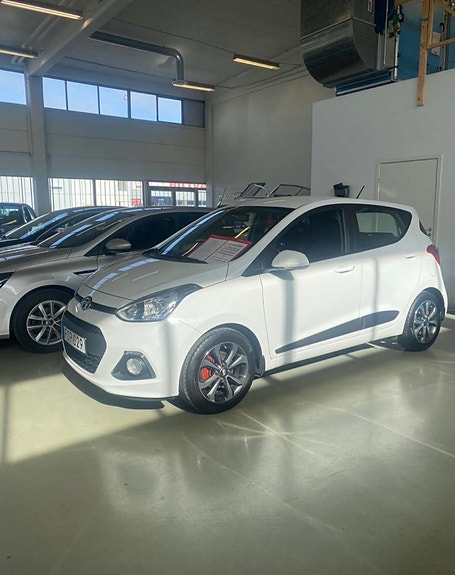 Hyundai i10 4 of 8