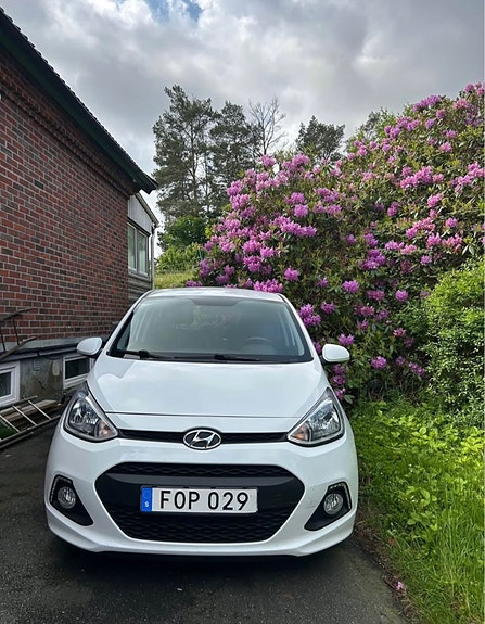 Hyundai i10 3 of 8