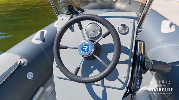 Rival R51 | Tohatsu 50 hp 12 of 30