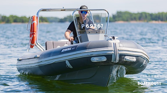 Rival R51 | Tohatsu 50 hp 25 of 30