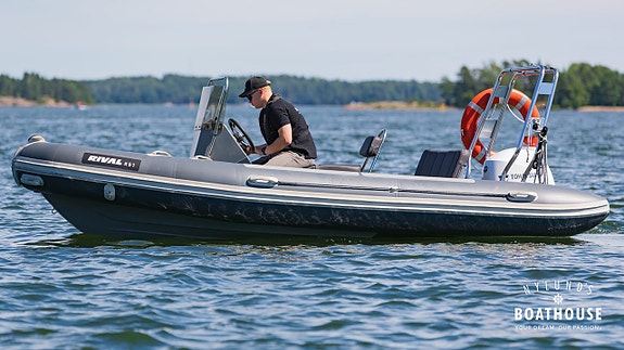 Rival R51 | Tohatsu 50 hp 21 of 30