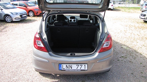 Opel Corsa 8 of 8