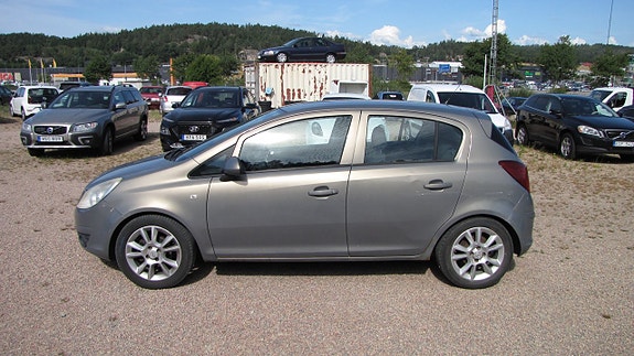 Opel Corsa 4 of 8