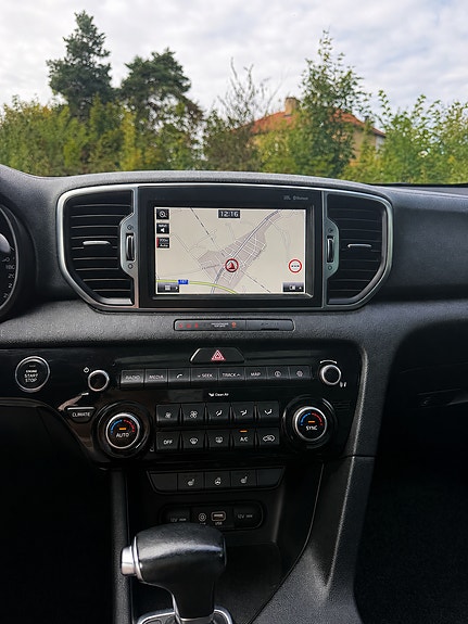 Kia Sportage 3 of 11