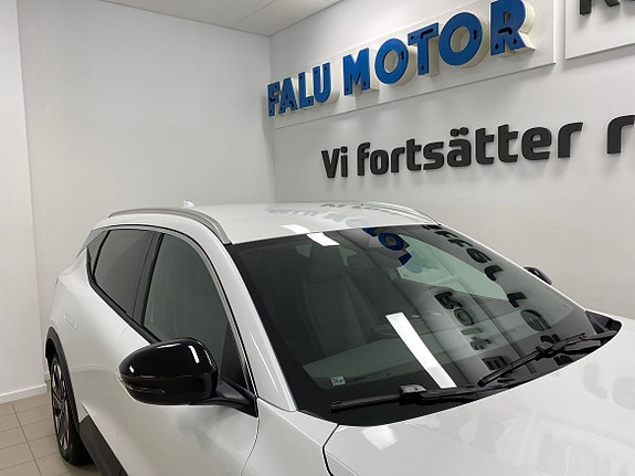Renault Scenic E-Tech 3 of 9