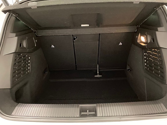 Renault Scenic E-Tech 5 of 9