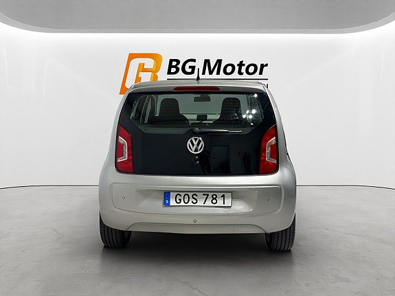 Volkswagen UP! 5 of 18