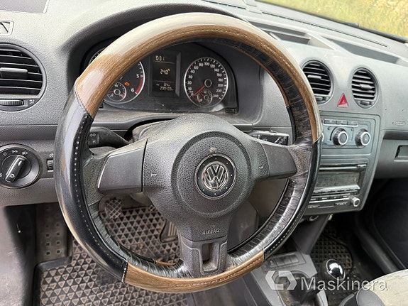 Volkswagen Caddy 8 of 11