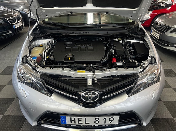 Toyota Auris 14 of 15