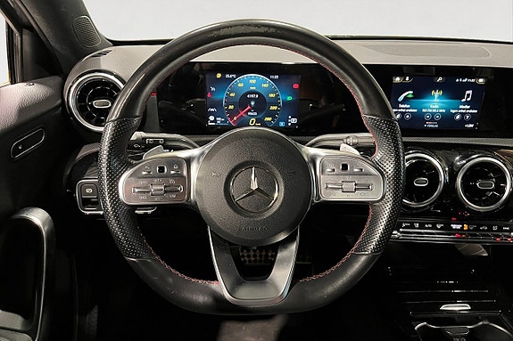 Mercedes-Benz A180 13 of 17