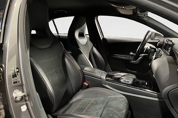 Mercedes-Benz A180 15 of 17