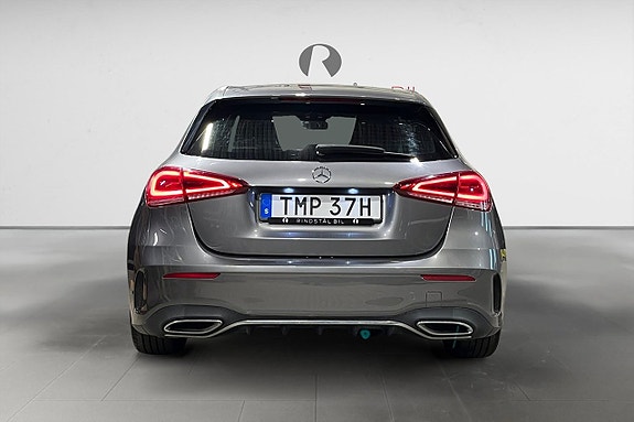 Mercedes-Benz A180 6 of 17