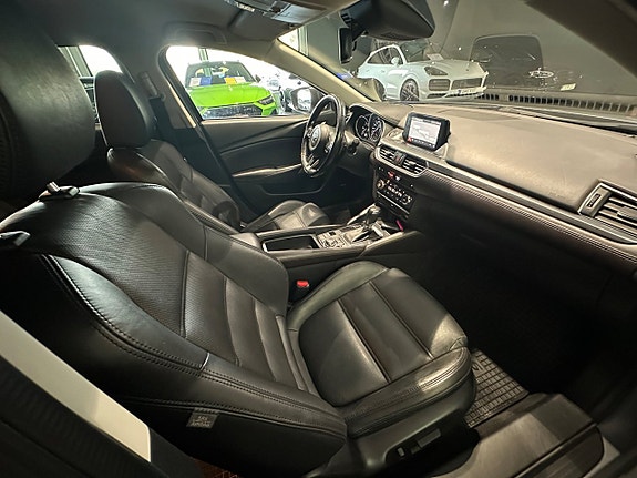 Mazda 6 16 of 18
