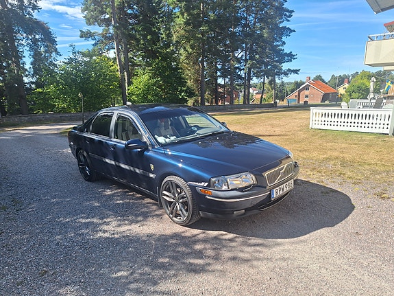 Volvo S80 3 of 12
